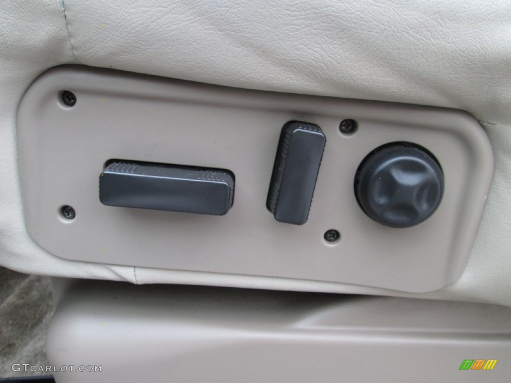 2001 Yukon SLT 4x4 - Garnet Red Metallic / Neutral Tan/Shale photo #15