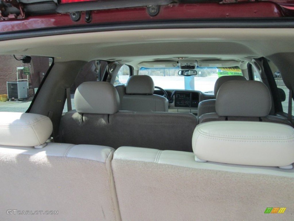 2001 Yukon SLT 4x4 - Garnet Red Metallic / Neutral Tan/Shale photo #28