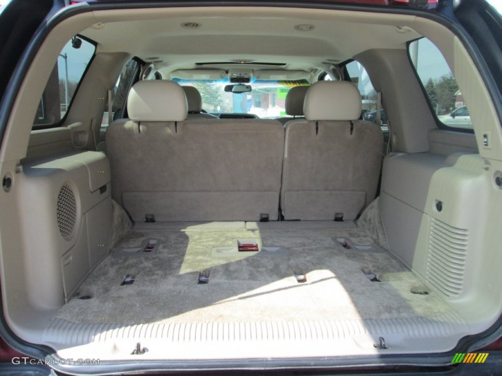 2001 Yukon SLT 4x4 - Garnet Red Metallic / Neutral Tan/Shale photo #29