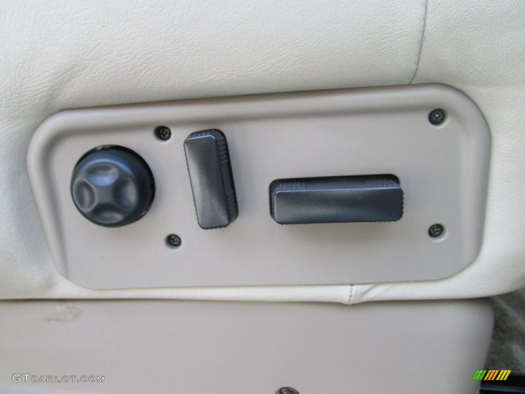 2001 Yukon SLT 4x4 - Garnet Red Metallic / Neutral Tan/Shale photo #37