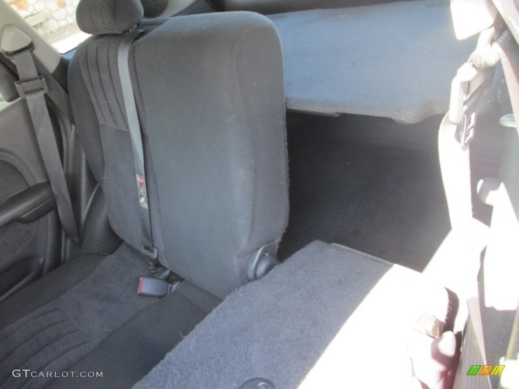 2004 PT Cruiser  - Electric Blue Pearlcoat / Dark Slate Gray photo #17