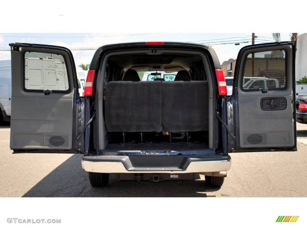 2011 Express LT 3500 Extended Passenger Van - Dark Blue Metallic / Medium Pewter photo #4