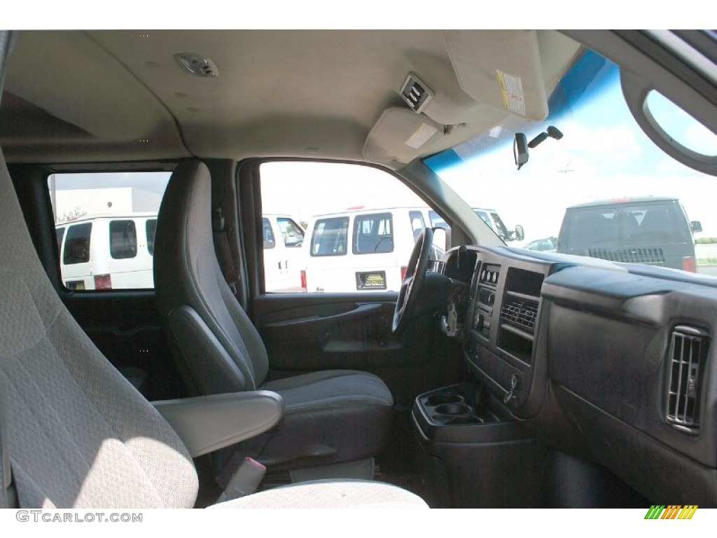 2011 Express LT 3500 Extended Passenger Van - Dark Blue Metallic / Medium Pewter photo #9