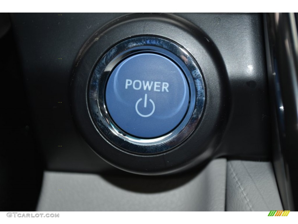 2014 Camry Hybrid XLE - Super White / Ash photo #23