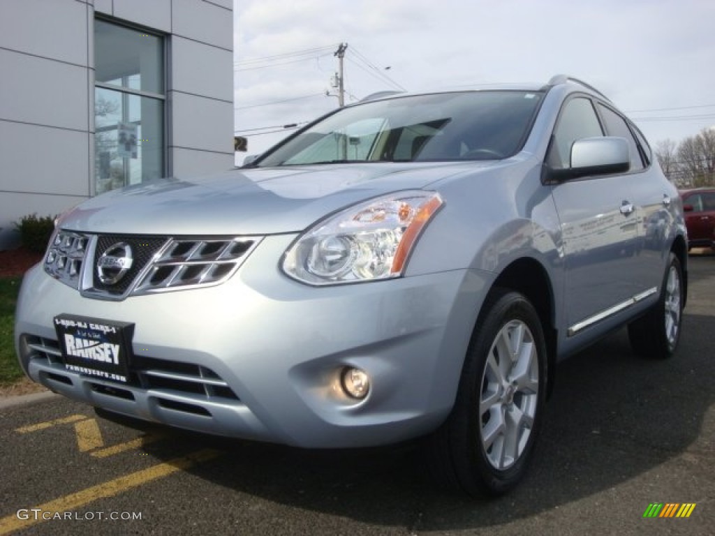 2011 Rogue SV AWD - Frosted Steel Metallic / Gray photo #1