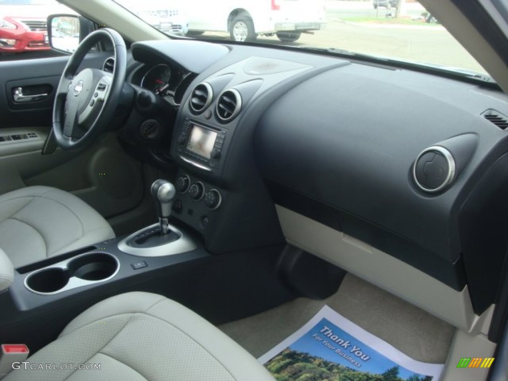 2011 Rogue SV AWD - Frosted Steel Metallic / Gray photo #18