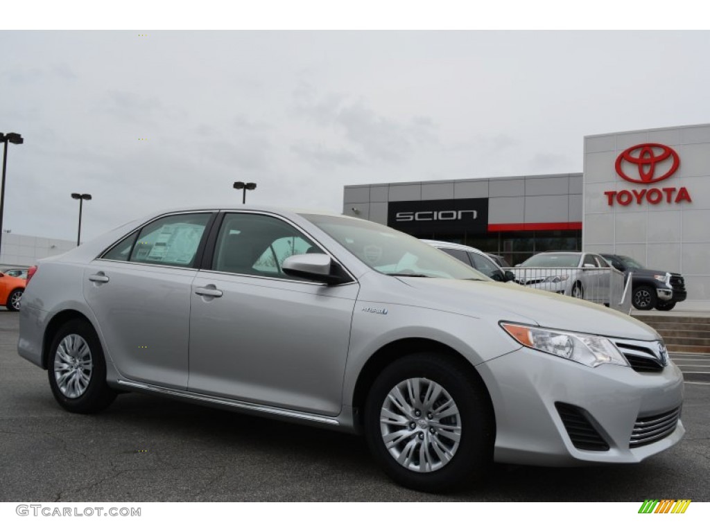 2014 Camry Hybrid LE - Classic Silver Metallic / Ash photo #1