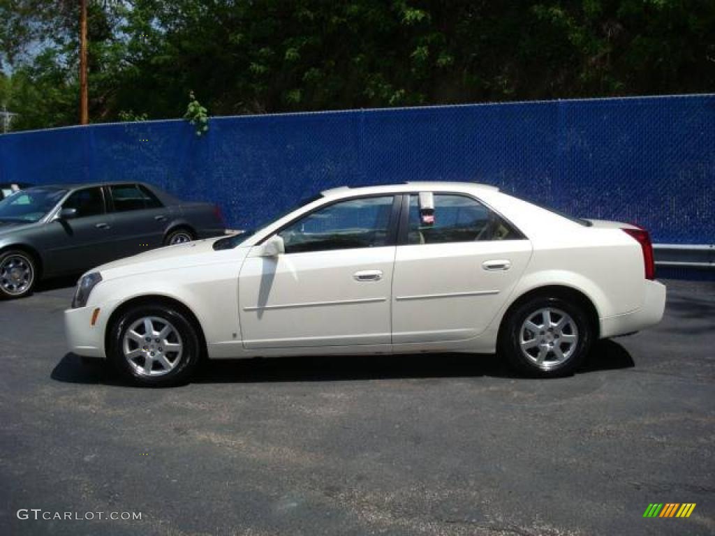 2007 CTS Sedan - White Diamond / Cashmere photo #2