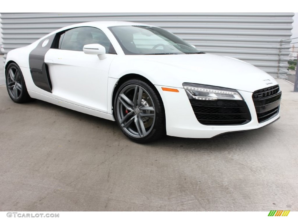 2014 R8 Coupe V8 - Ibis White / Black photo #1