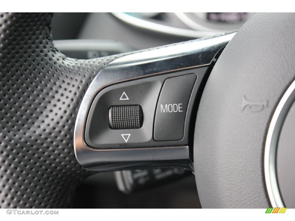 2014 Audi R8 Coupe V8 Controls Photo #92514534
