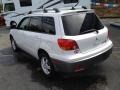 Diamond White Pearl - Outlander LS 4WD Photo No. 17