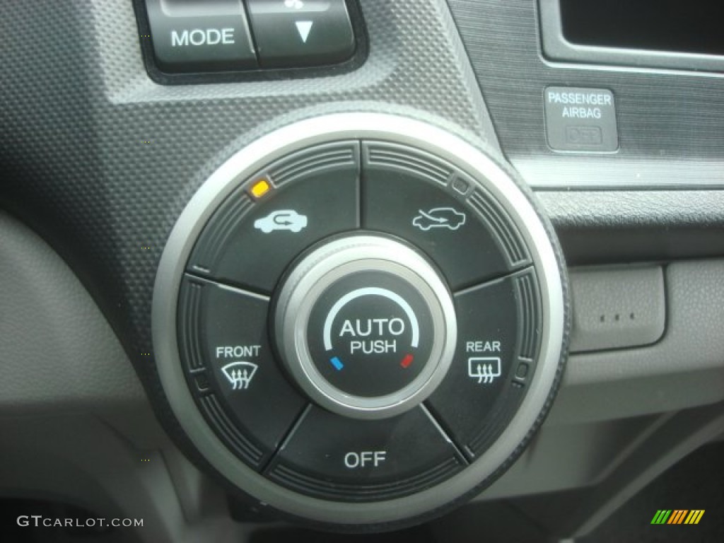 2011 Honda Insight Hybrid Controls Photos
