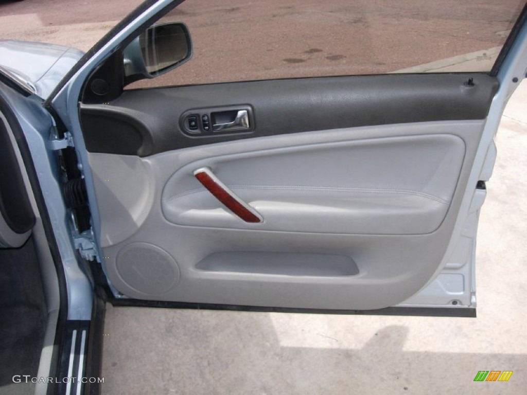 2003 Passat GLX 4Motion Sedan - Reflex Silver Metallic / Grey photo #26