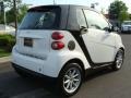 Crystal White - fortwo passion coupe Photo No. 4