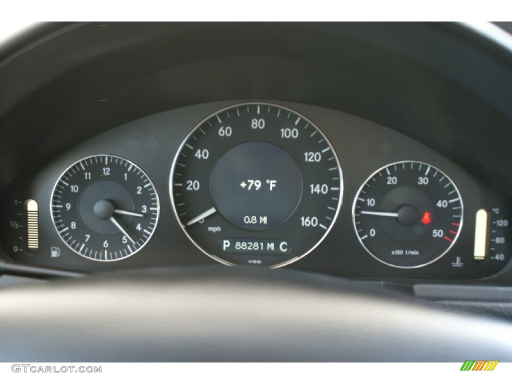 2008 E 320 BlueTEC Sedan - Flint Grey Metallic / Black photo #35