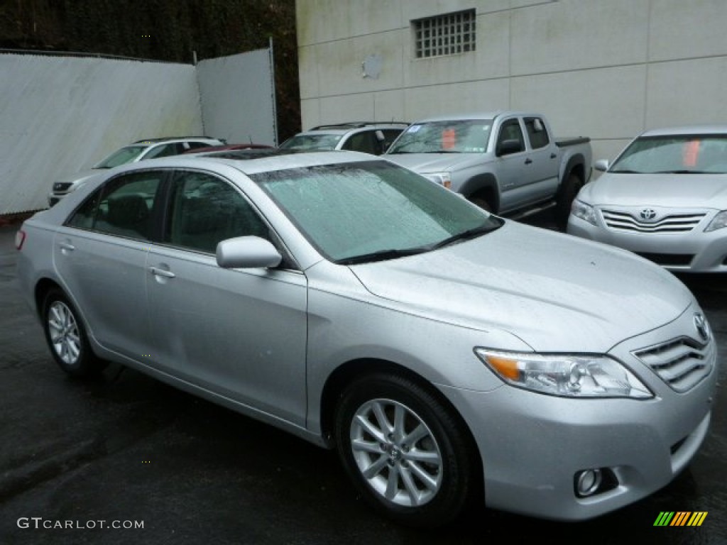 2011 Camry XLE - Classic Silver Metallic / Ash photo #1