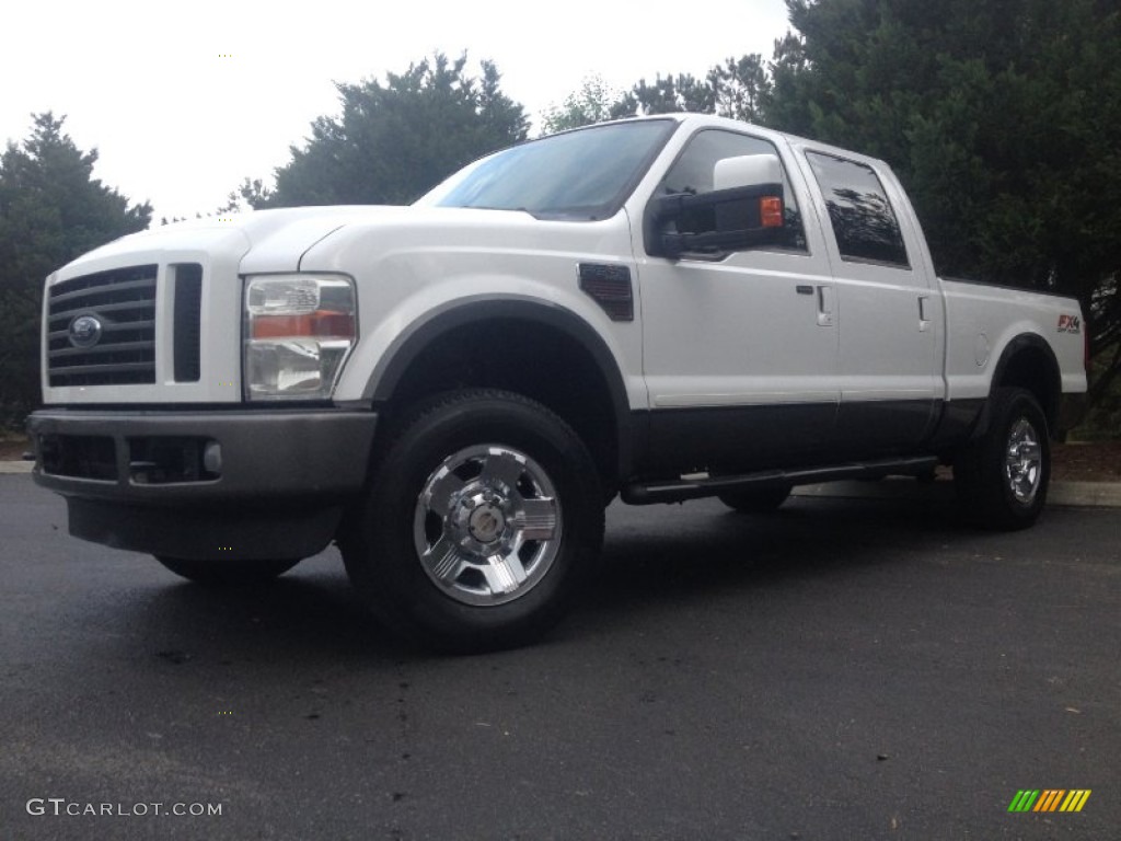 2008 F250 Super Duty FX4 Crew Cab 4x4 - Oxford White / Black/Dusted Copper photo #4