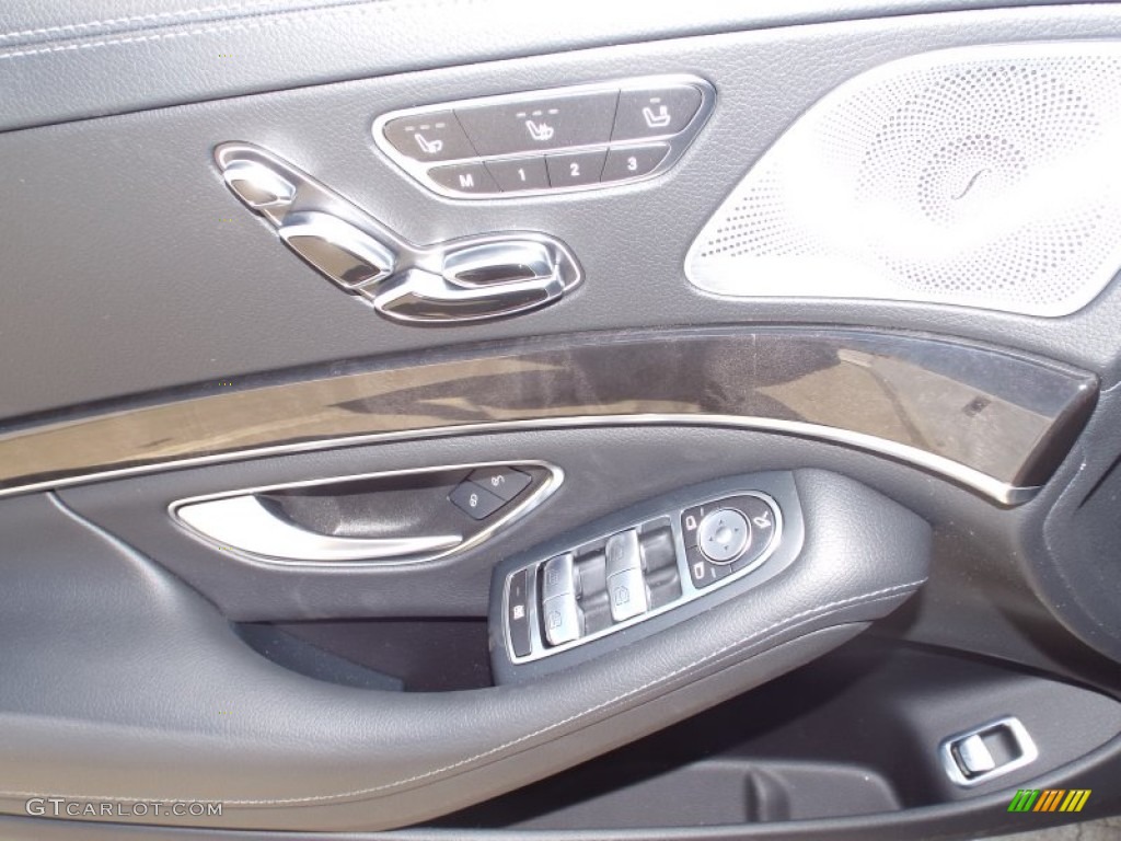 2014 Mercedes-Benz S 550 Sedan Black Door Panel Photo #92532591