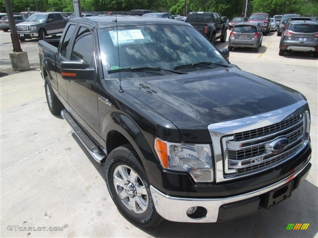 2014 F150 XLT SuperCab - Tuxedo Black / Steel Grey photo #6