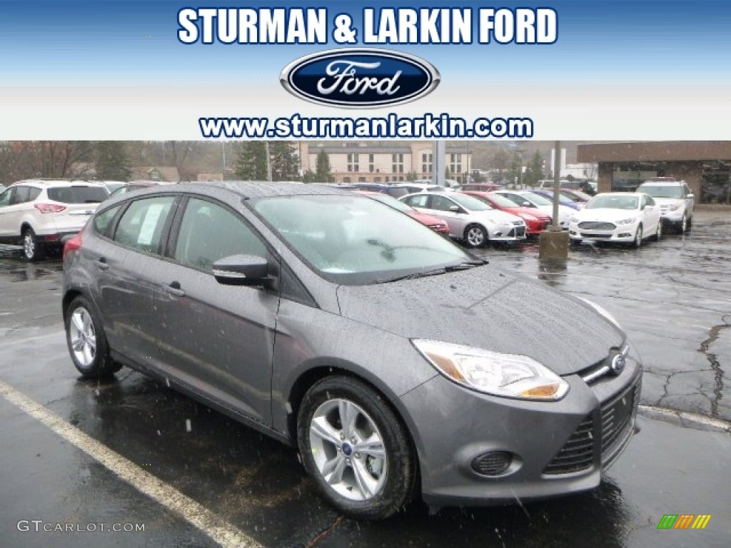 2014 Focus SE Hatchback - Sterling Gray / Charcoal Black photo #1