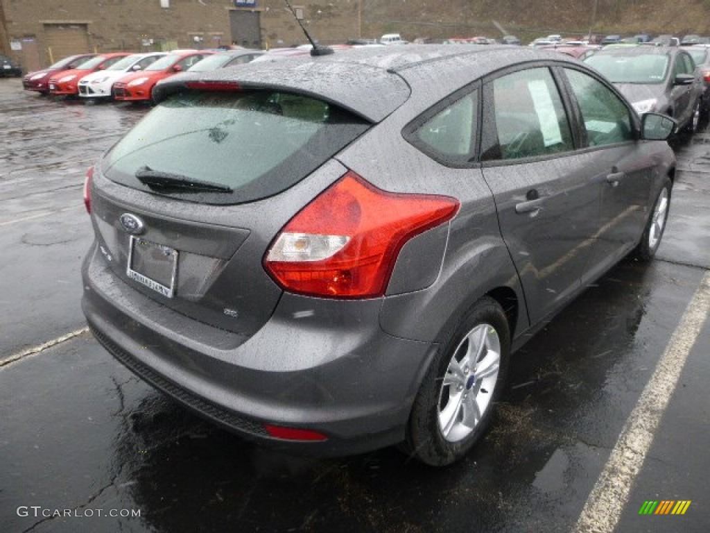 2014 Focus SE Hatchback - Sterling Gray / Charcoal Black photo #2