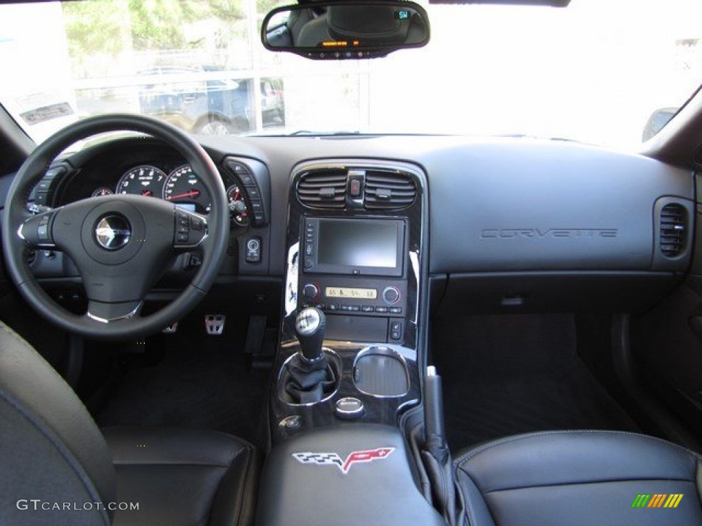 2013 Chevrolet Corvette Z06 Dashboard Photos