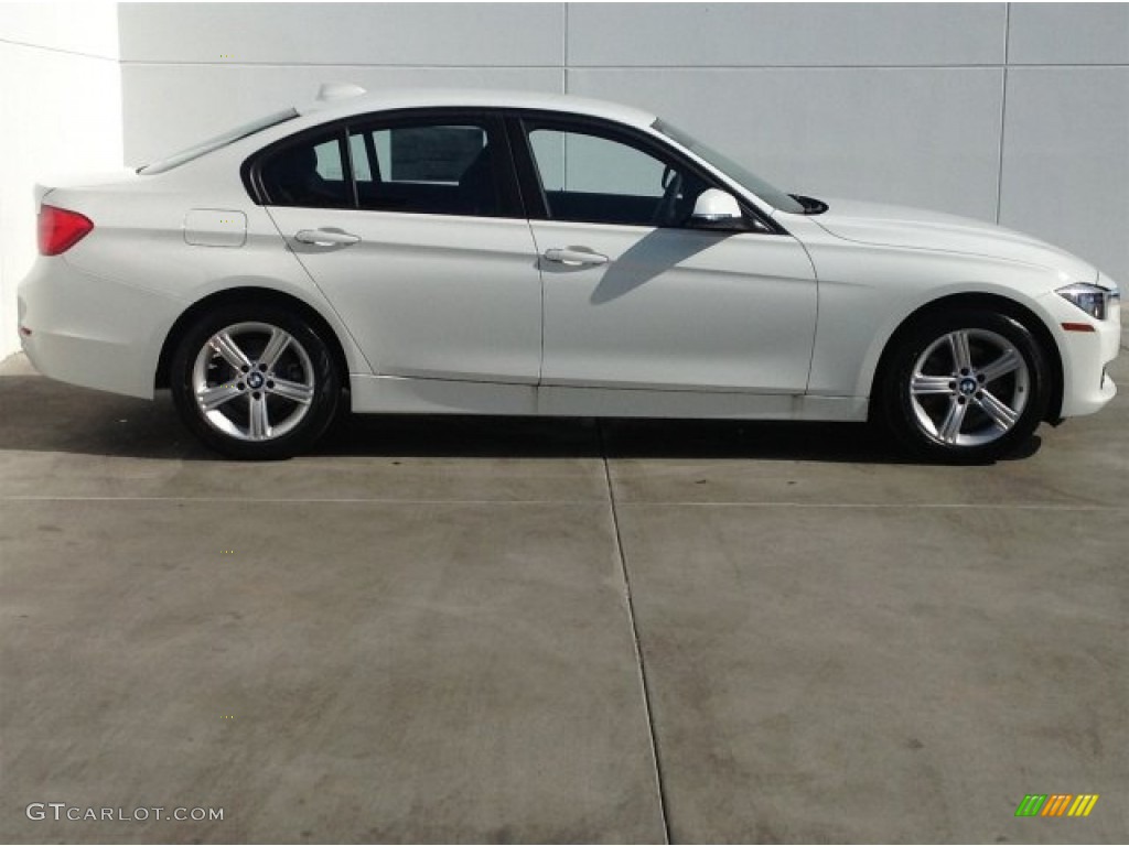 2014 3 Series 320i Sedan - Alpine White / Black photo #2