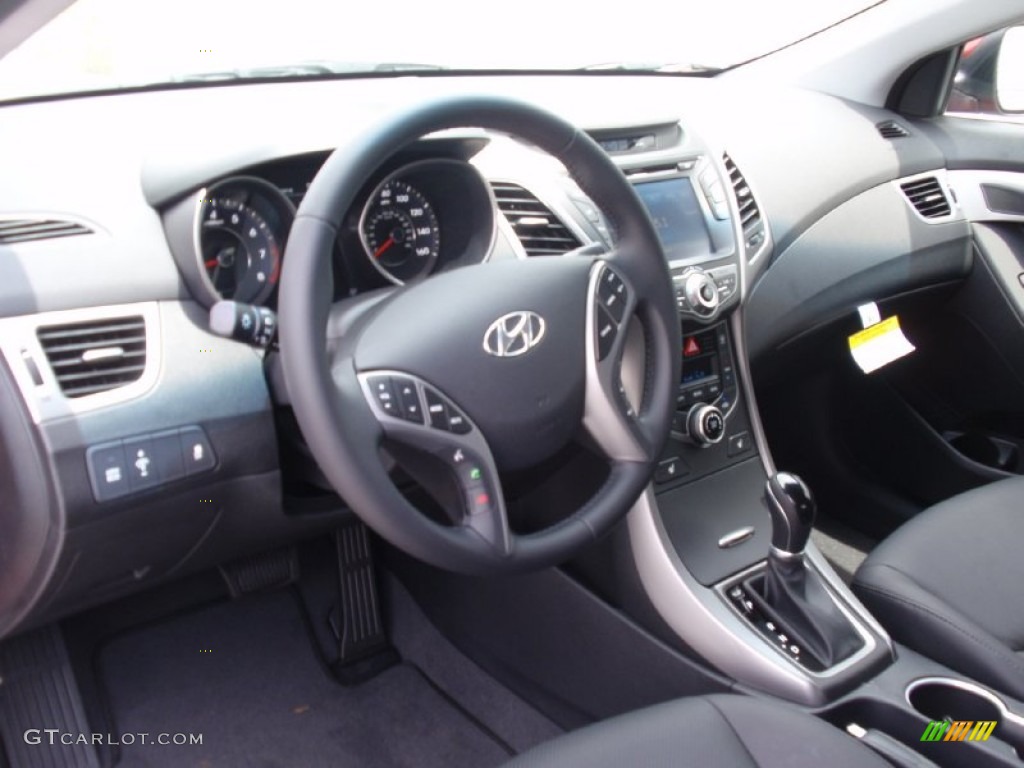 2014 Elantra Limited Sedan - Red / Black photo #25