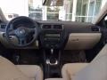 Black - Jetta SE Sedan Photo No. 12