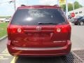 Salsa Red Pearl - Sienna XLE Photo No. 6