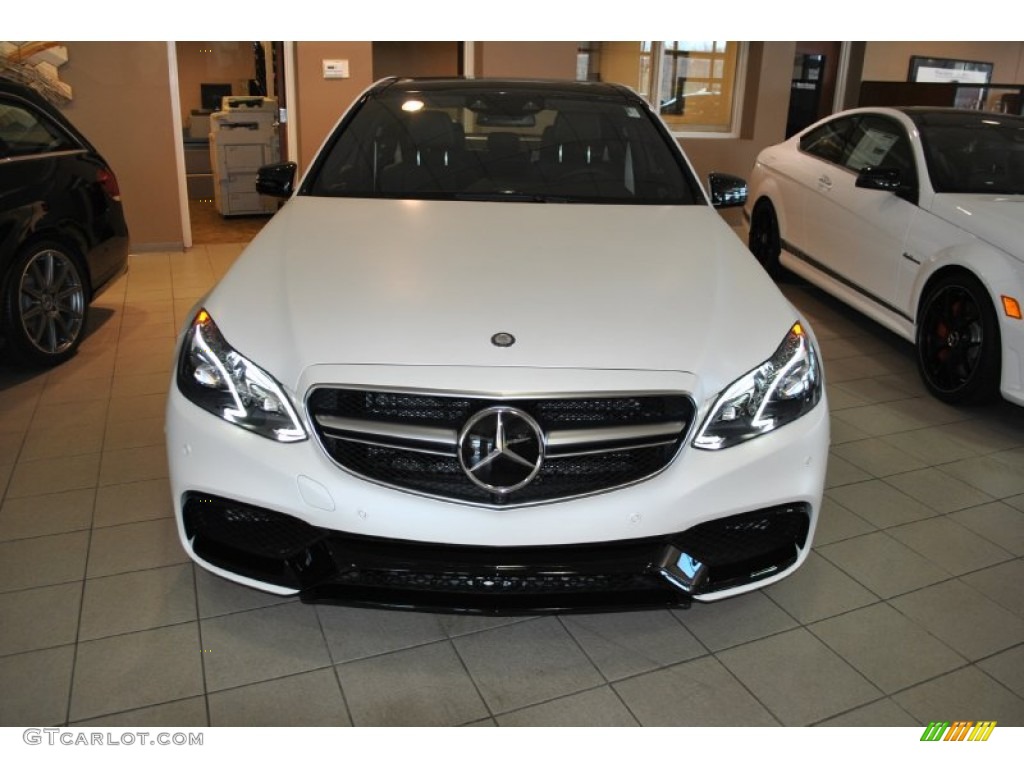 2014 E 63 AMG S-Model - designo Magno Cashmere White / Black photo #3