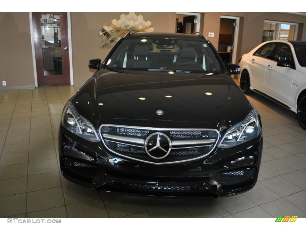 2014 E 63 AMG S-Model Wagon - Obsidian Black Metallic / Black photo #5