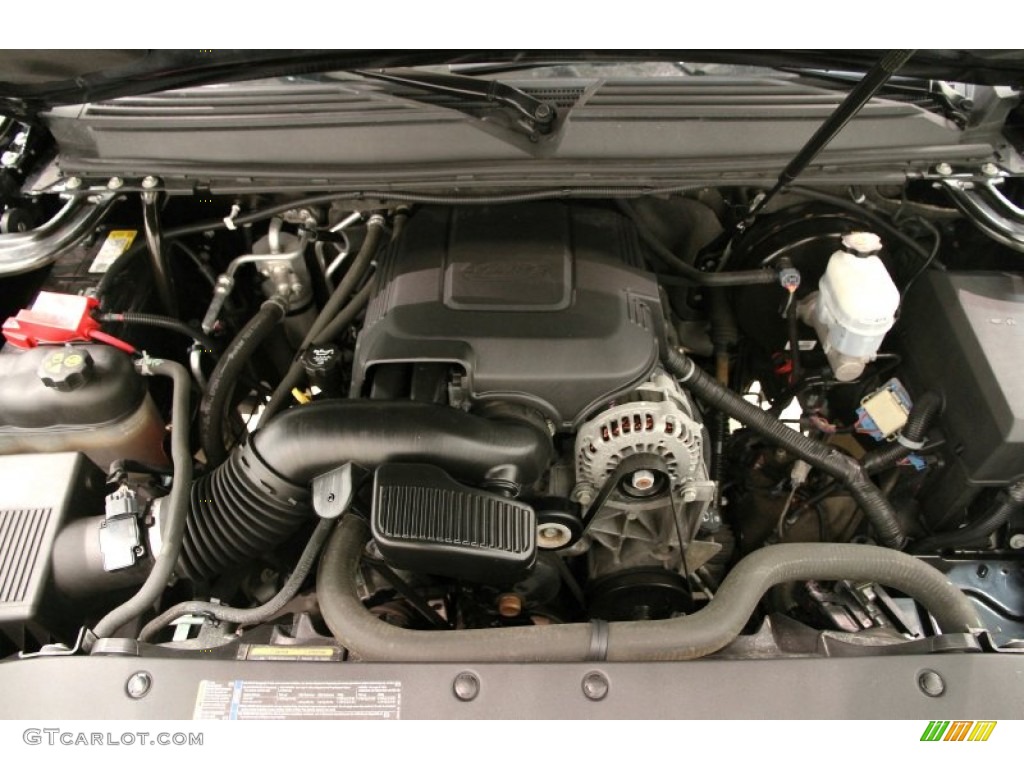 2011 Cadillac Escalade Platinum AWD Engine Photos