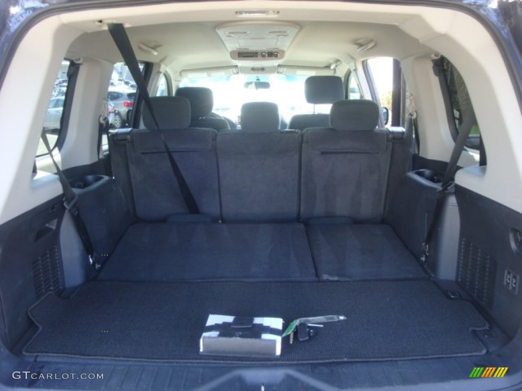 2011 Armada SV 4WD - Smoke Gray / Charcoal photo #14