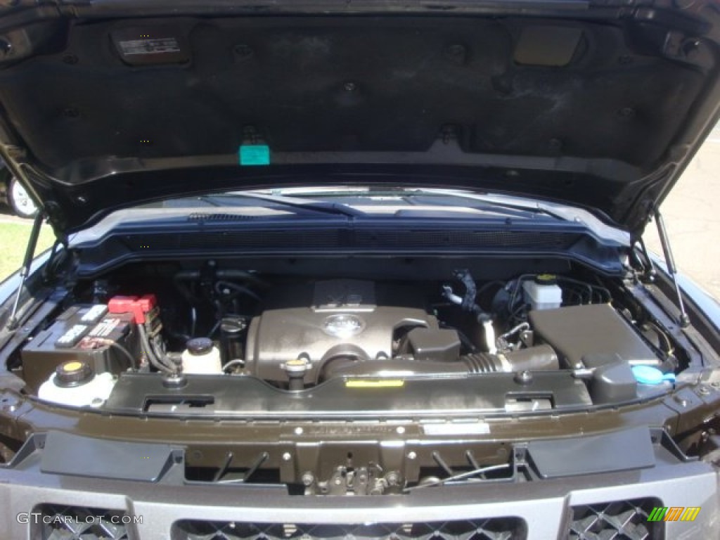 2011 Armada SV 4WD - Smoke Gray / Charcoal photo #30