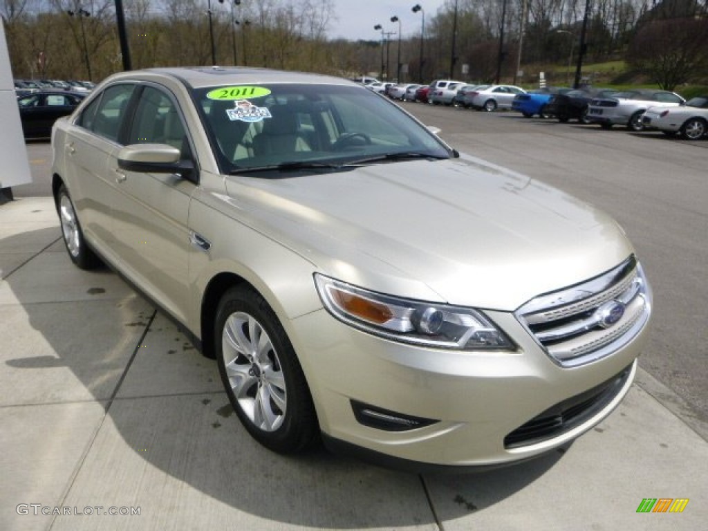 2011 Taurus SEL AWD - Gold Leaf / Light Stone photo #7