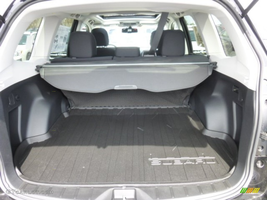 2015 Subaru Forester 2.5i Premium Trunk Photo #92584895