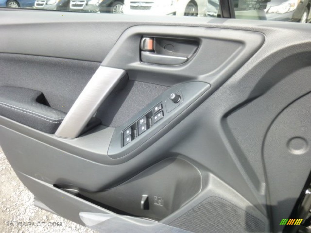 2015 Subaru Forester 2.5i Premium Black Door Panel Photo #92584968