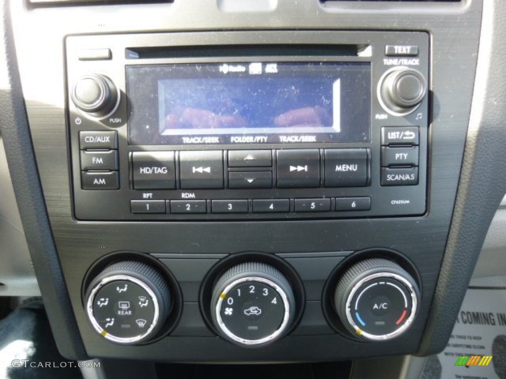 2015 Subaru Forester 2.5i Premium Controls Photo #92585303