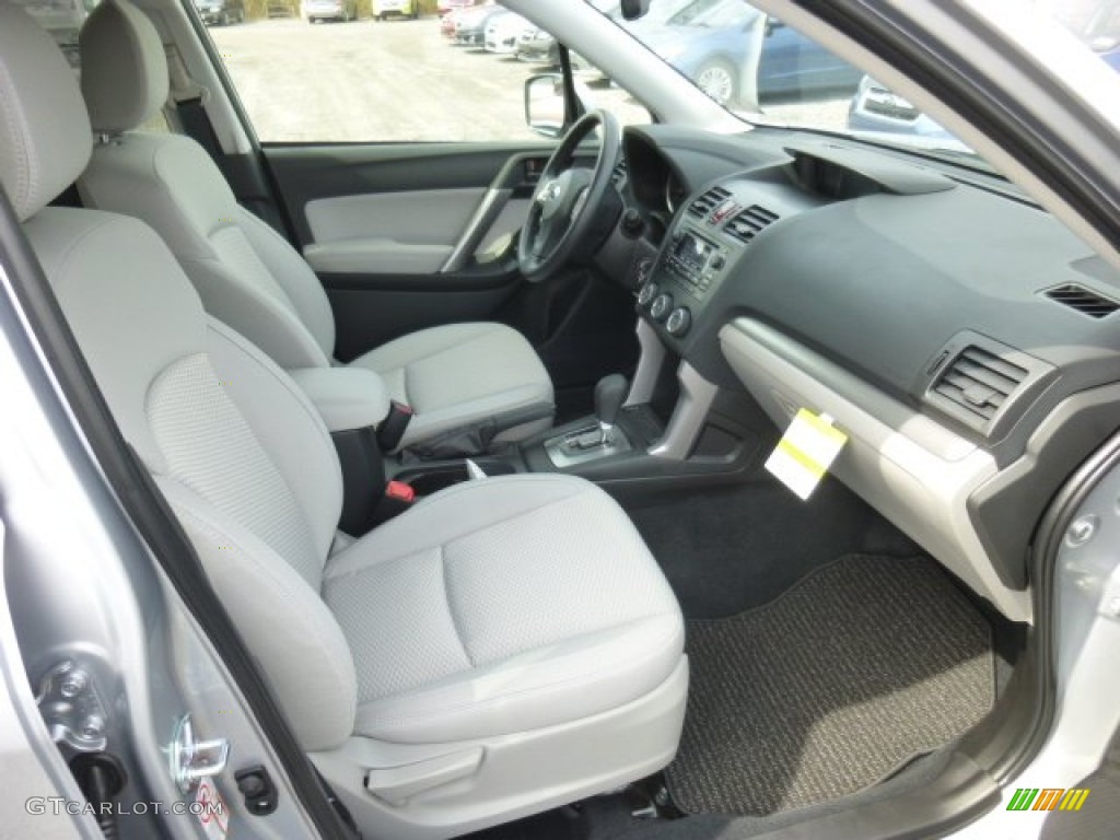 Gray Interior 2015 Subaru Forester 2.5i Premium Photo #92586536