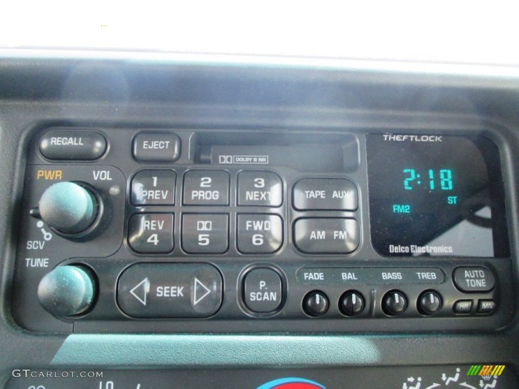1999 Tahoe LT 4x4 - Light Pewter Metallic / Gray photo #8