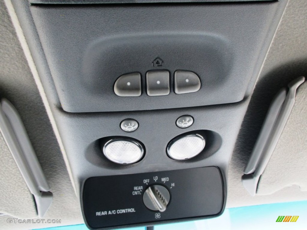 1999 Tahoe LT 4x4 - Light Pewter Metallic / Gray photo #16