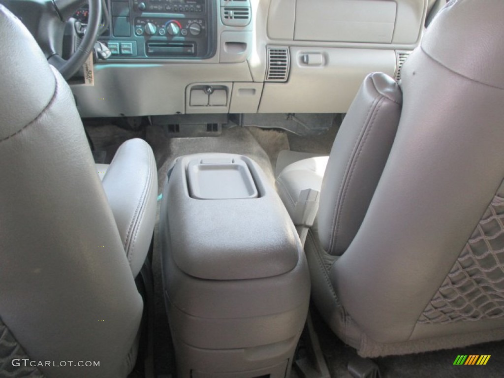 1999 Tahoe LT 4x4 - Light Pewter Metallic / Gray photo #18
