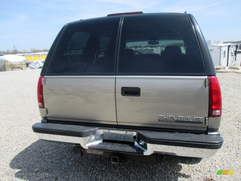 1999 Tahoe LT 4x4 - Light Pewter Metallic / Gray photo #26