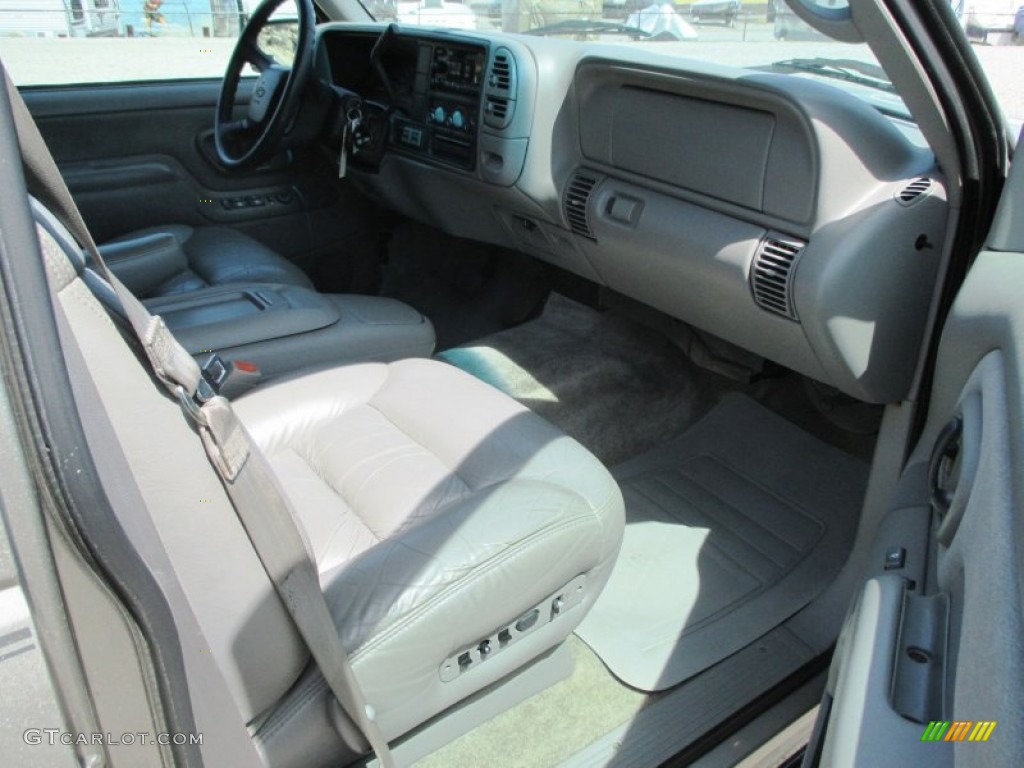 1999 Tahoe LT 4x4 - Light Pewter Metallic / Gray photo #28