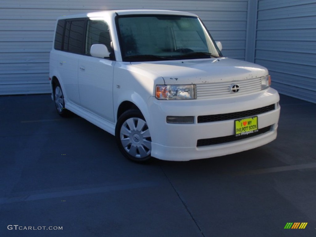 Polar White Scion xB