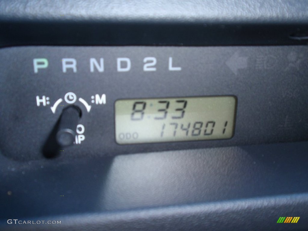 2006 xB  - Polar White / Dark Charcoal photo #44