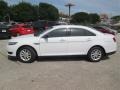 2014 Oxford White Ford Taurus SE  photo #2