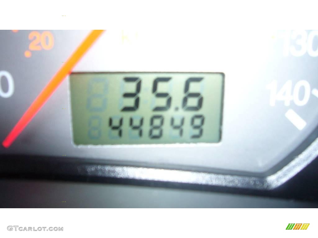 2003 Focus ZX5 Hatchback - Liquid Grey Metallic / Medium Graphite photo #9