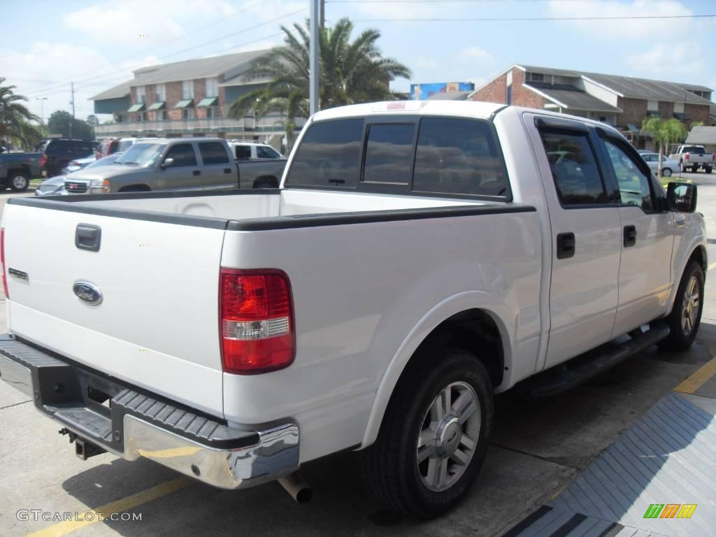 2004 F150 Lariat SuperCrew - Oxford White / Tan photo #4